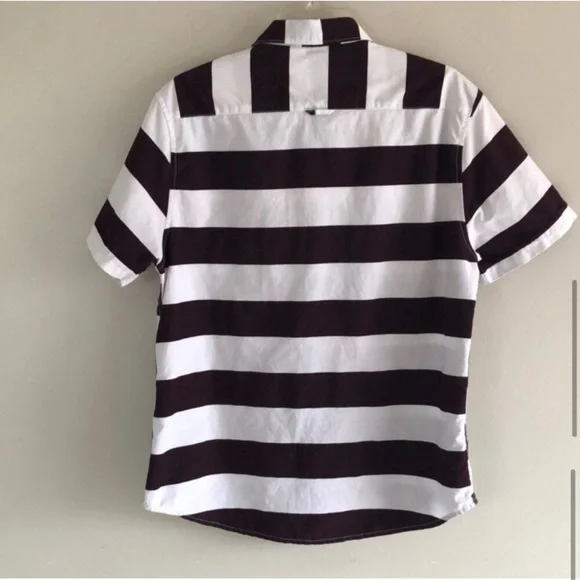 🌵CACTUS SLIM FIT BUTTON UP TOP - Picture 8 of 9